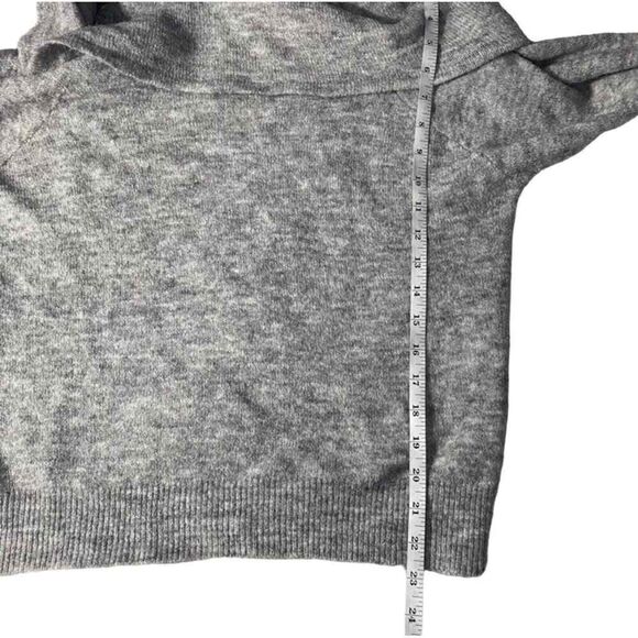 H&M Divided Gray Wool Blend Knit Long Sleeve Sweater - Picture 9 of 9